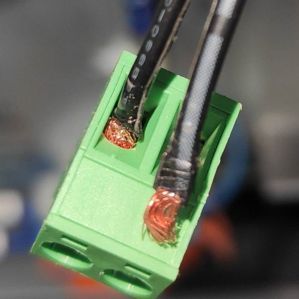 Wires not making good contact